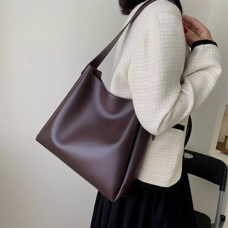 Women's Everyday Slouch Shoulder Bag l Thick Strap