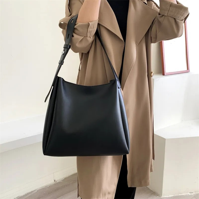 Women's Everyday Slouch Shoulder Bag l Thick Strap