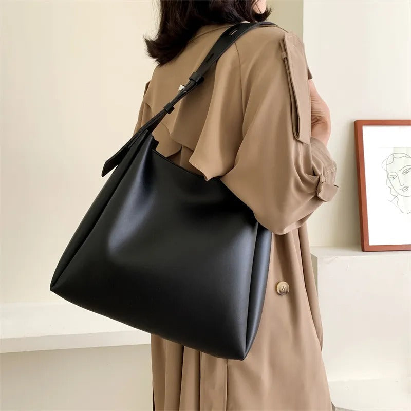 Women's Everyday Slouch Shoulder Bag l Thick Strap
