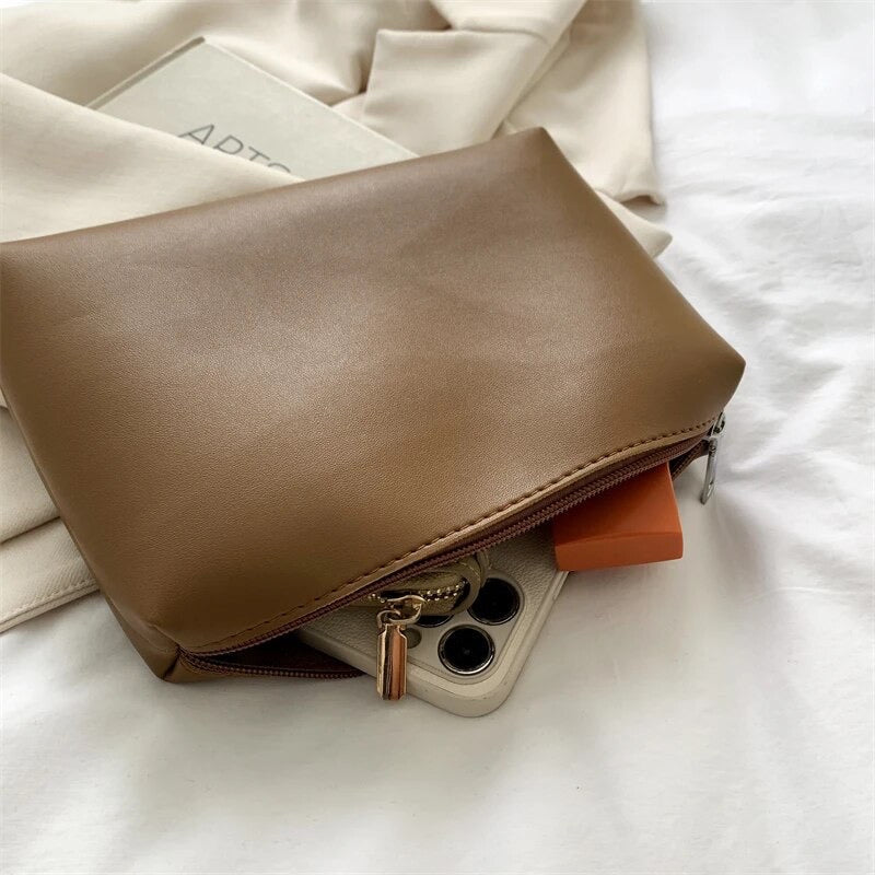 Women's Everyday Slouch Shoulder Bag l Thick Strap