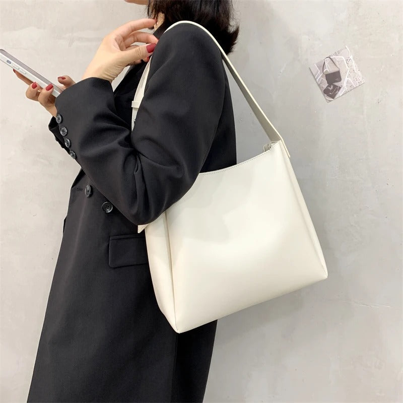 Women's Everyday Slouch Shoulder Bag l Thick Strap